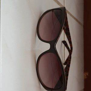 Women guess sunglasses brown